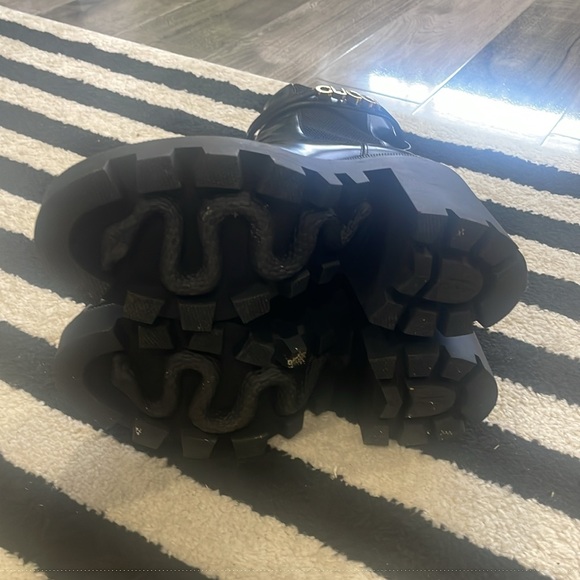 Black Gucci Platform Booties - Picture 3 of 7